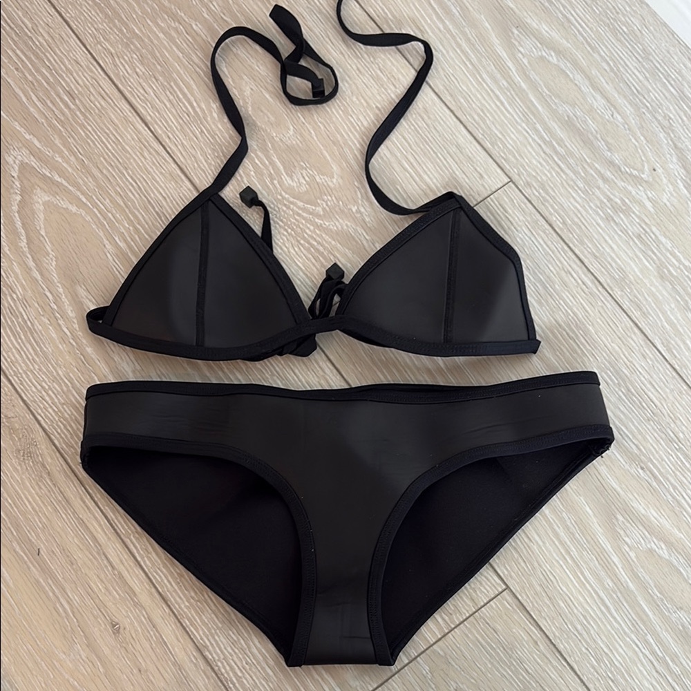 TRIANGL neoprene black bikini